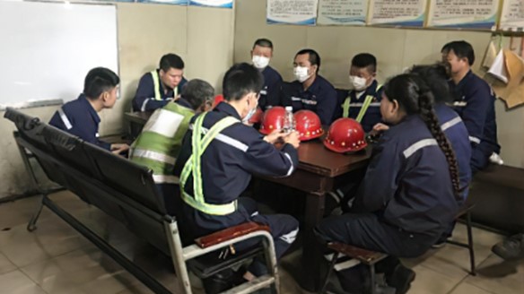 江西宏宇能源開展“對標(biāo)管理找差距、比學(xué)趕超促提升”活動