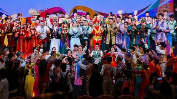 五江文旅集團(tuán)亮相“出發(fā)吧！新疆”全國(guó)文旅推介會(huì)